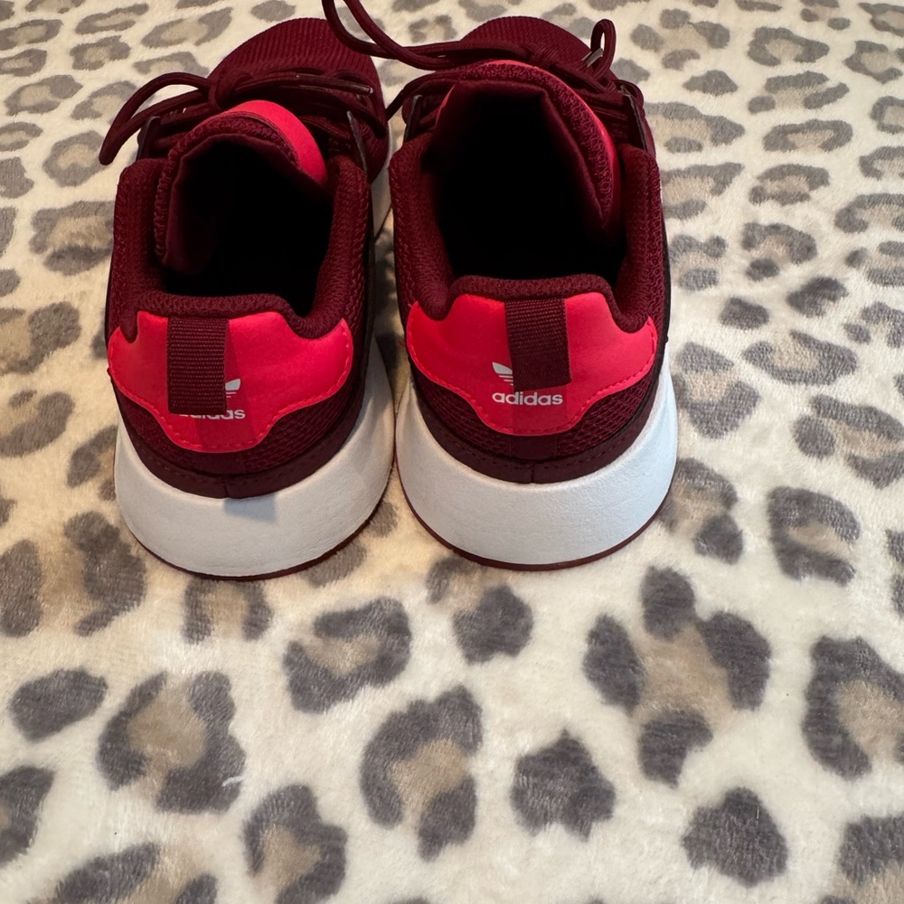 SIZE 3 BUNDLE OF KIDS SNEAKERS - Picture 8 of 13